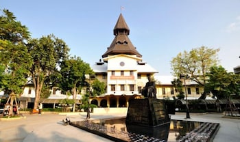 nouvo city hotel