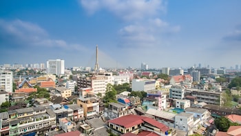 nouvo city hotel
