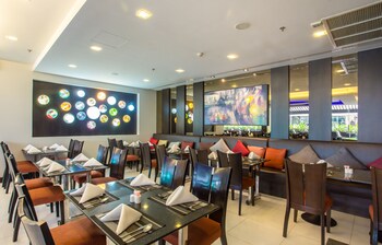 nouvo city hotel