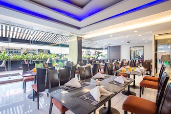 nouvo city hotel
