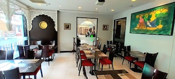 nouvo city hotel