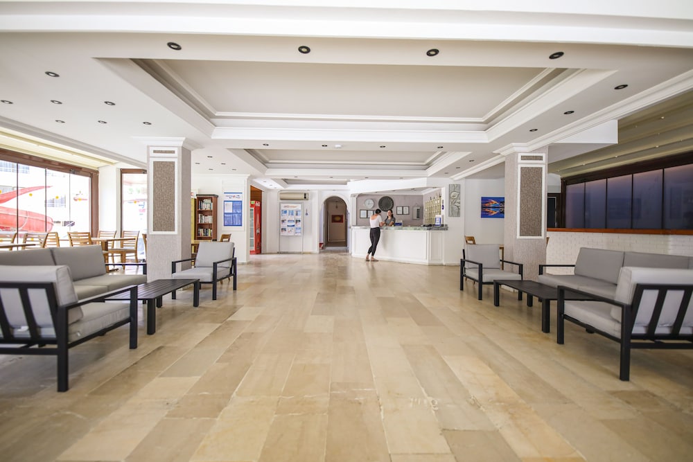 hotel delta altinkum