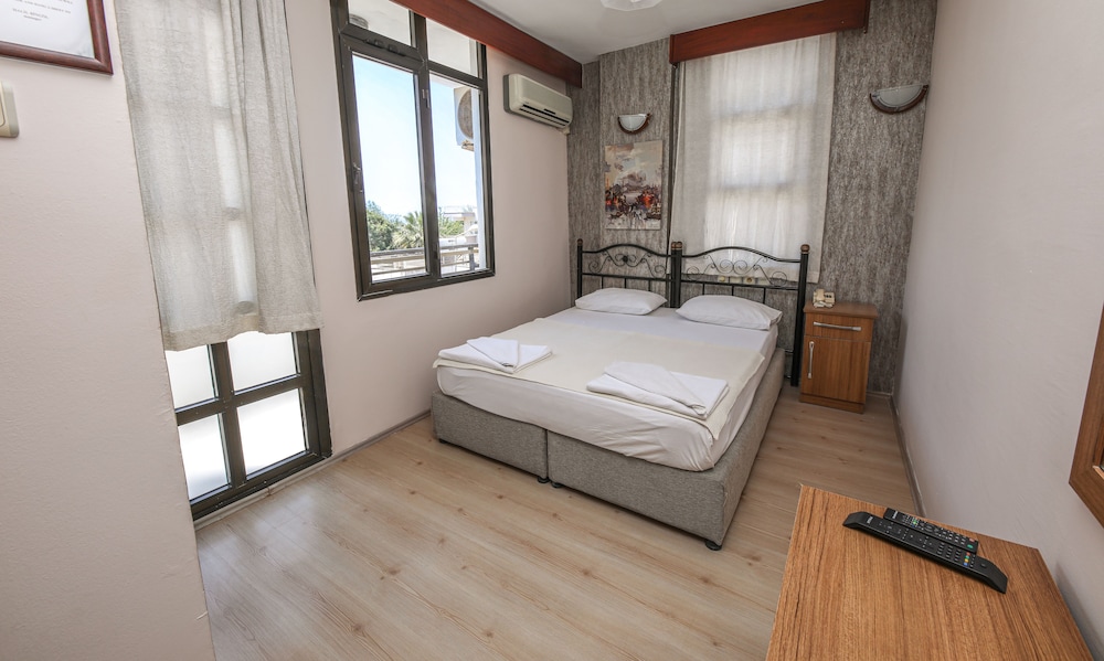 hotel delta altinkum