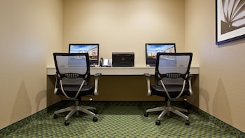 Candlewood Suites Carrollton By Ihg,Carroll>>Canton,3 star