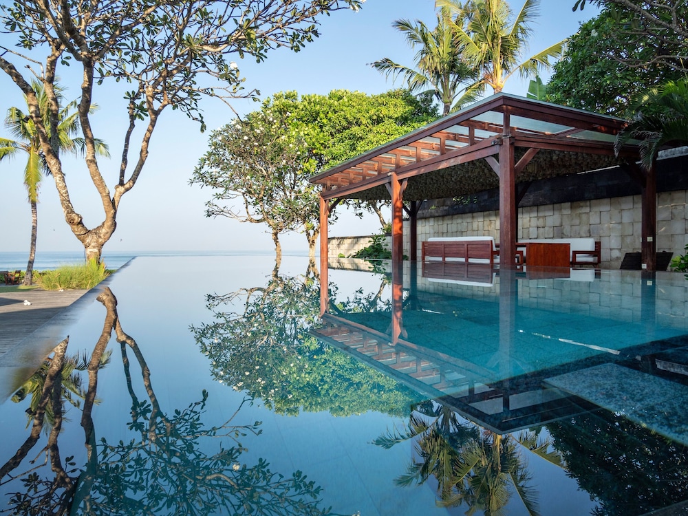 sound of the sea villa