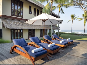 sound of the sea villa