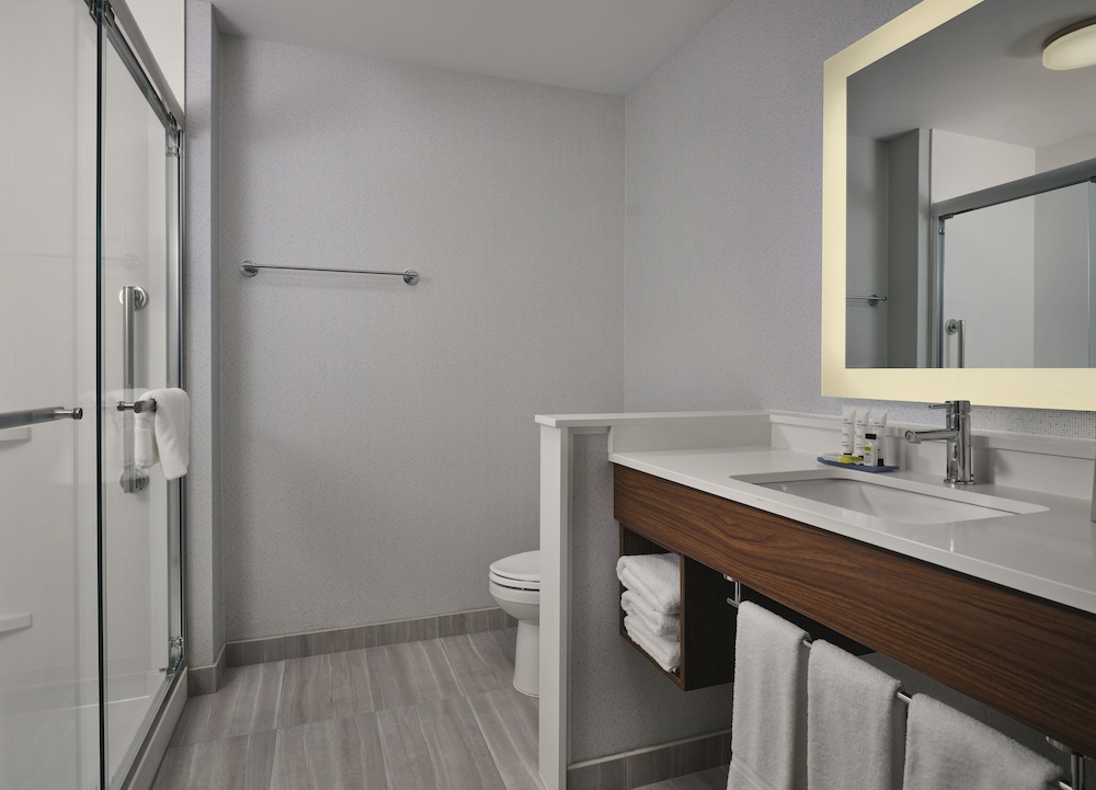 holiday inn express and suites lockport an ihg hotel