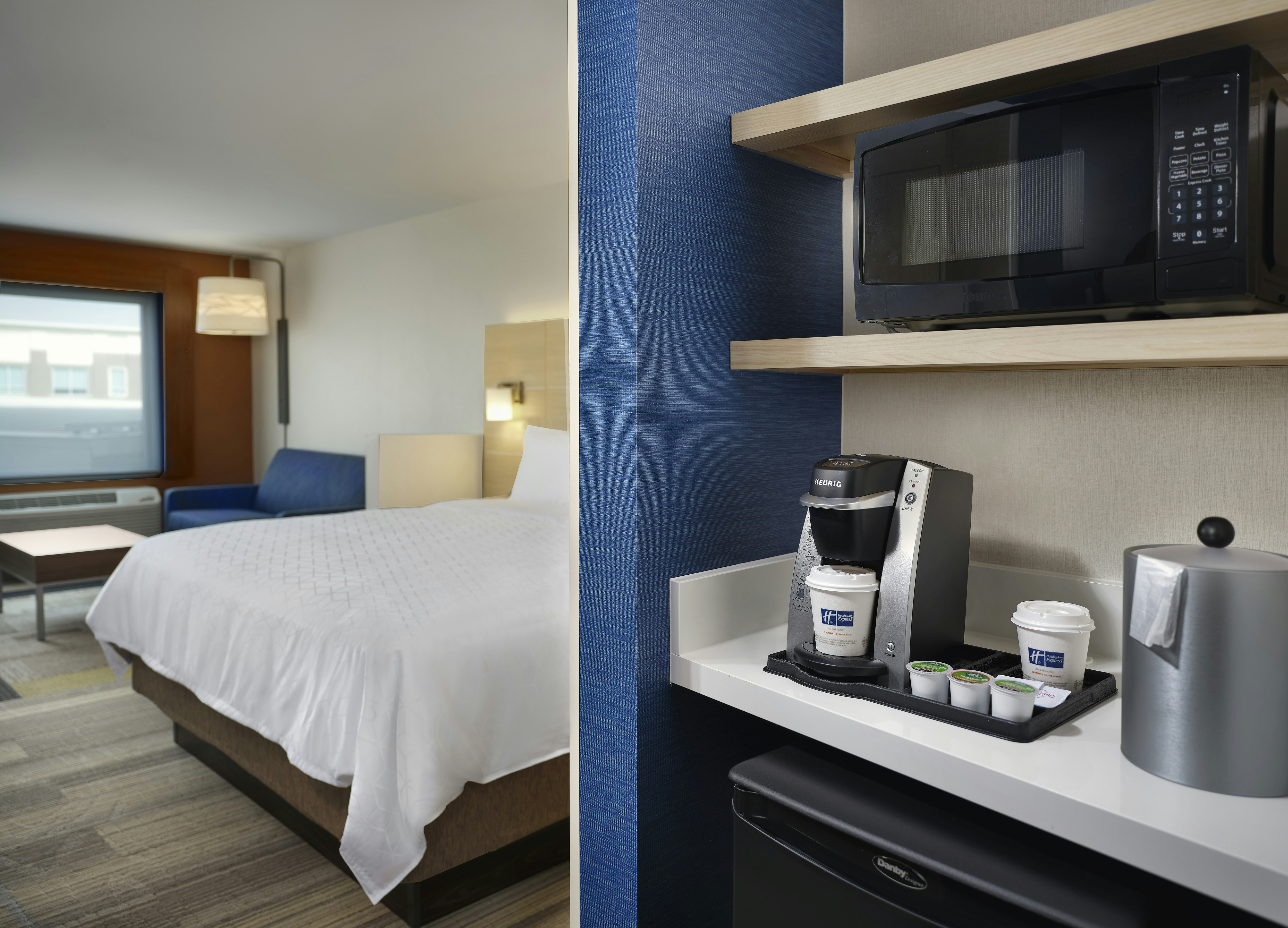 holiday inn express and suites lockport an ihg hotel