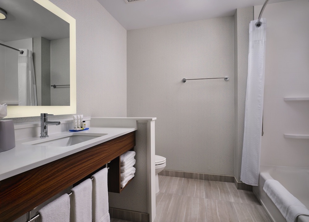 holiday inn express and suites lockport an ihg hotel