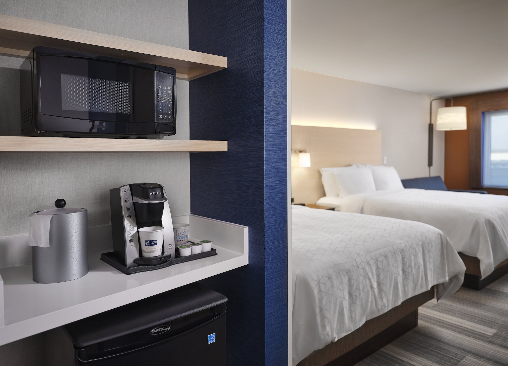holiday inn express and suites lockport an ihg hotel