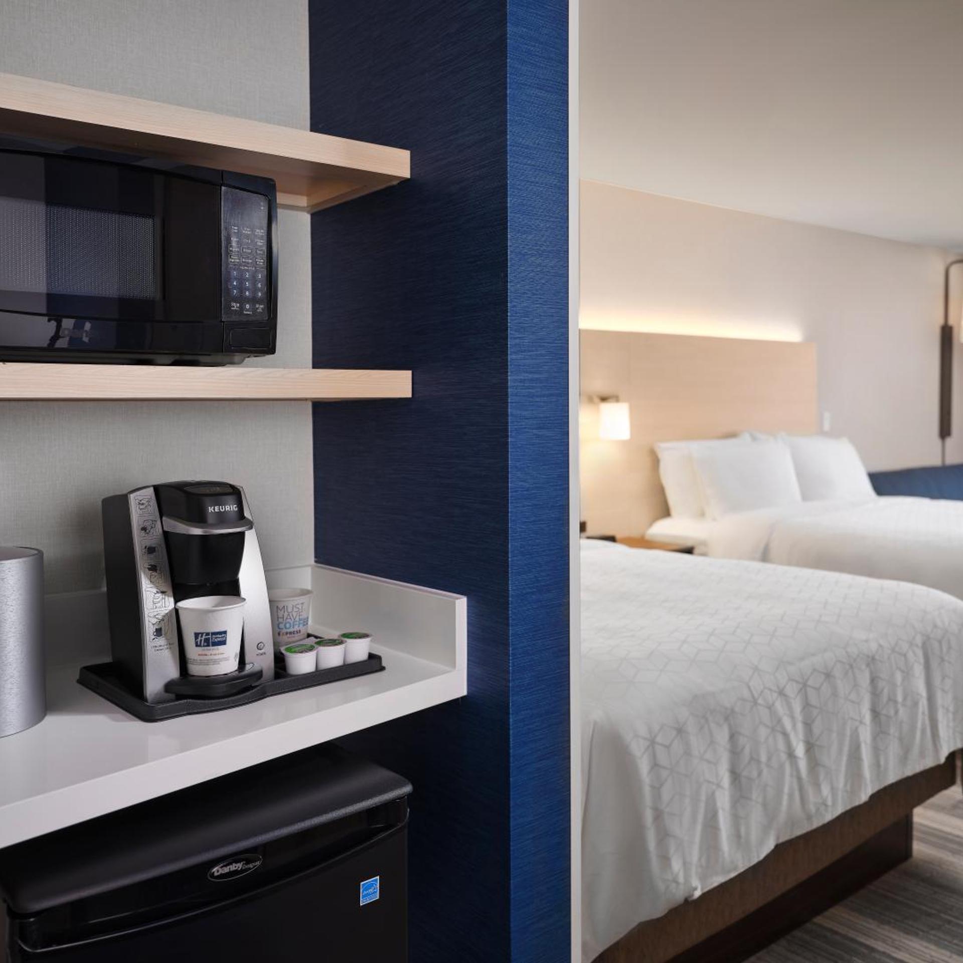 holiday inn express and suites lockport an ihg hotel