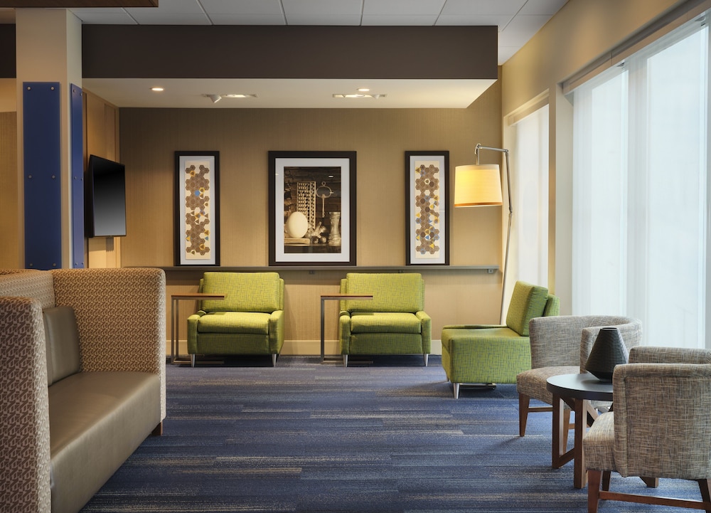 holiday inn express and suites lockport an ihg hotel