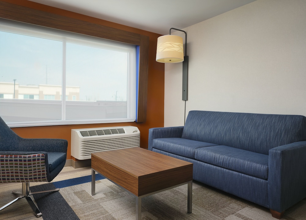 holiday inn express and suites lockport an ihg hotel