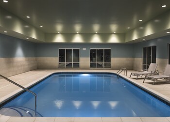 Holiday Inn Express & Suites Lockport, An Ihg Hotel,Joliet>>Homer Glen,2.5 star