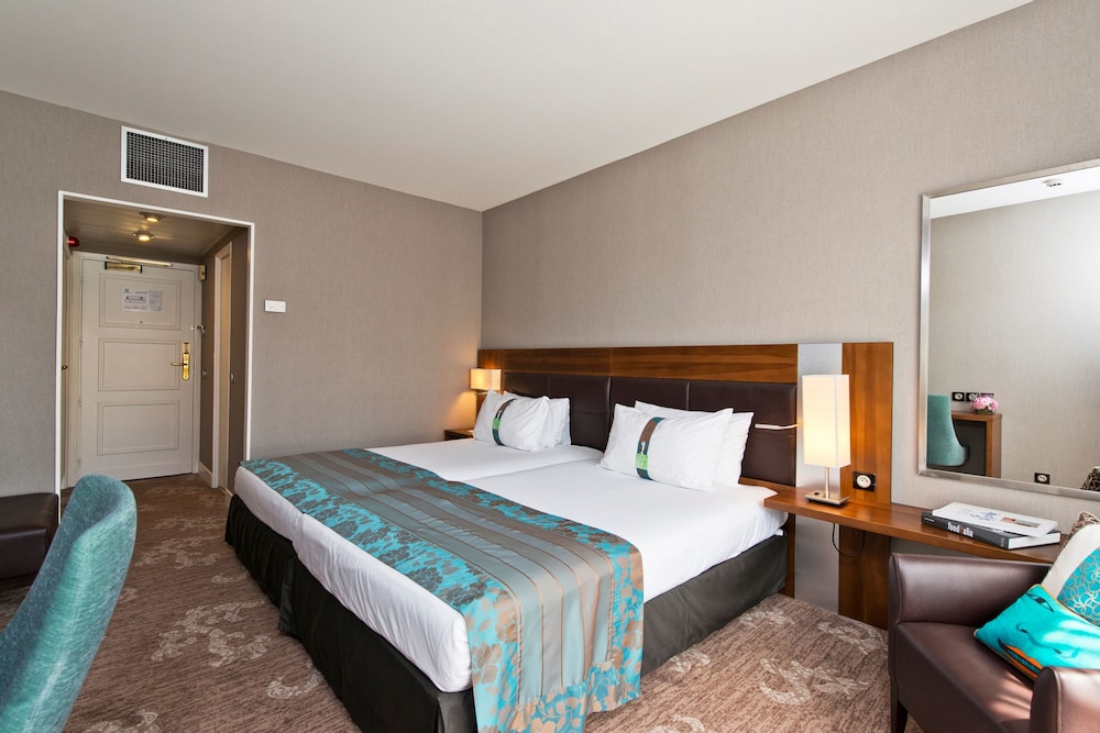 holiday inn nice by ihg