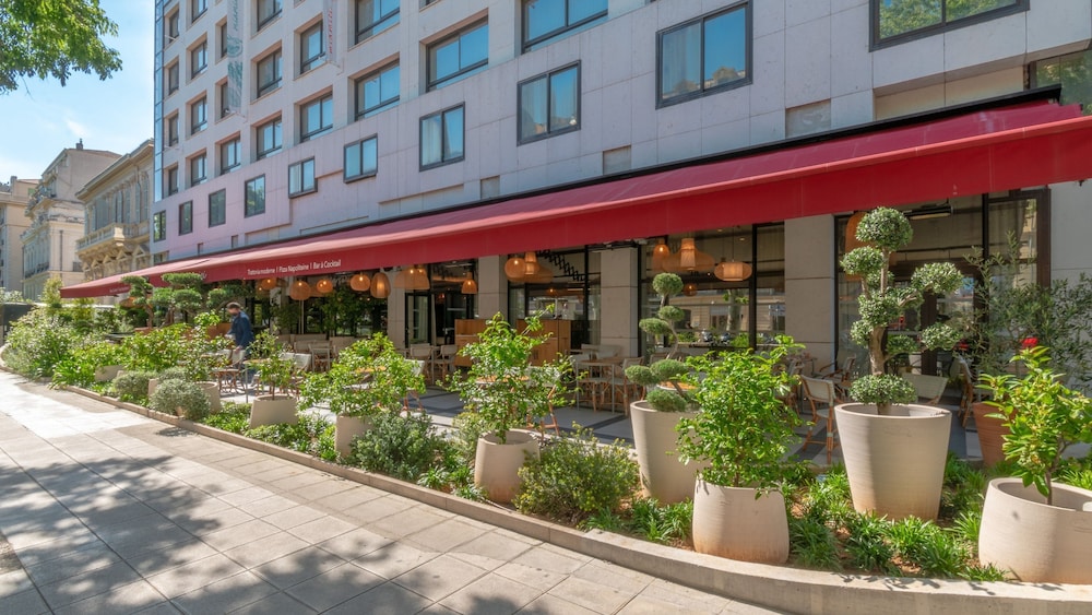 holiday inn nice by ihg