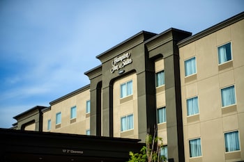 hampton inn and suites by hilton regina east gate