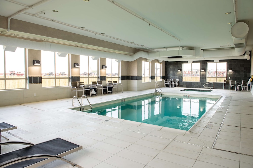 hampton inn and suites by hilton regina east gate
