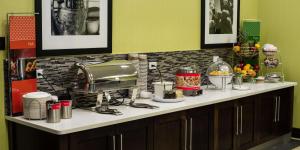 hampton inn and suites by hilton regina east gate