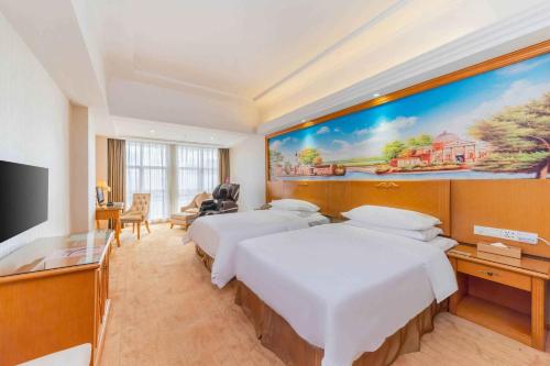 vienna hotel shenzhen shiyan bus station