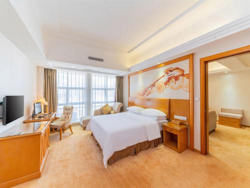 vienna hotel shenzhen shiyan bus station