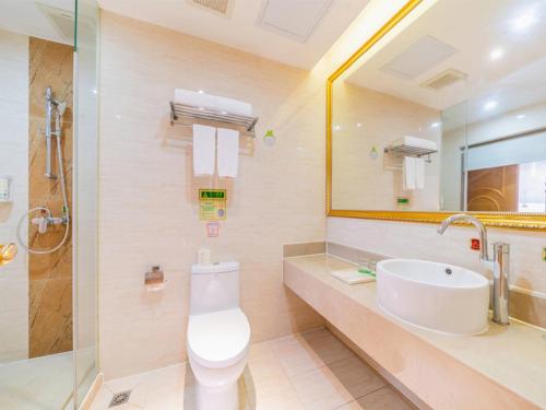 vienna hotel shenzhen shiyan bus station