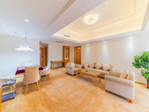 vienna hotel shenzhen shiyan bus station