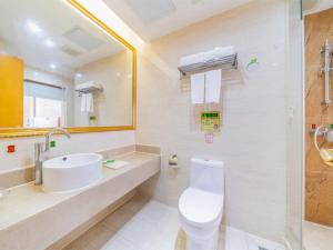 vienna hotel shenzhen shiyan bus station