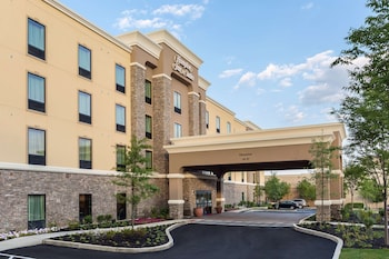 hampton inn and suites philadelphia montgomeryville