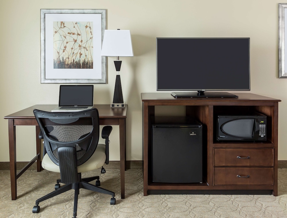 hampton inn and suites philadelphia montgomeryville