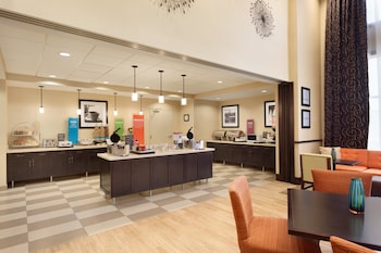 hampton inn and suites philadelphia montgomeryville