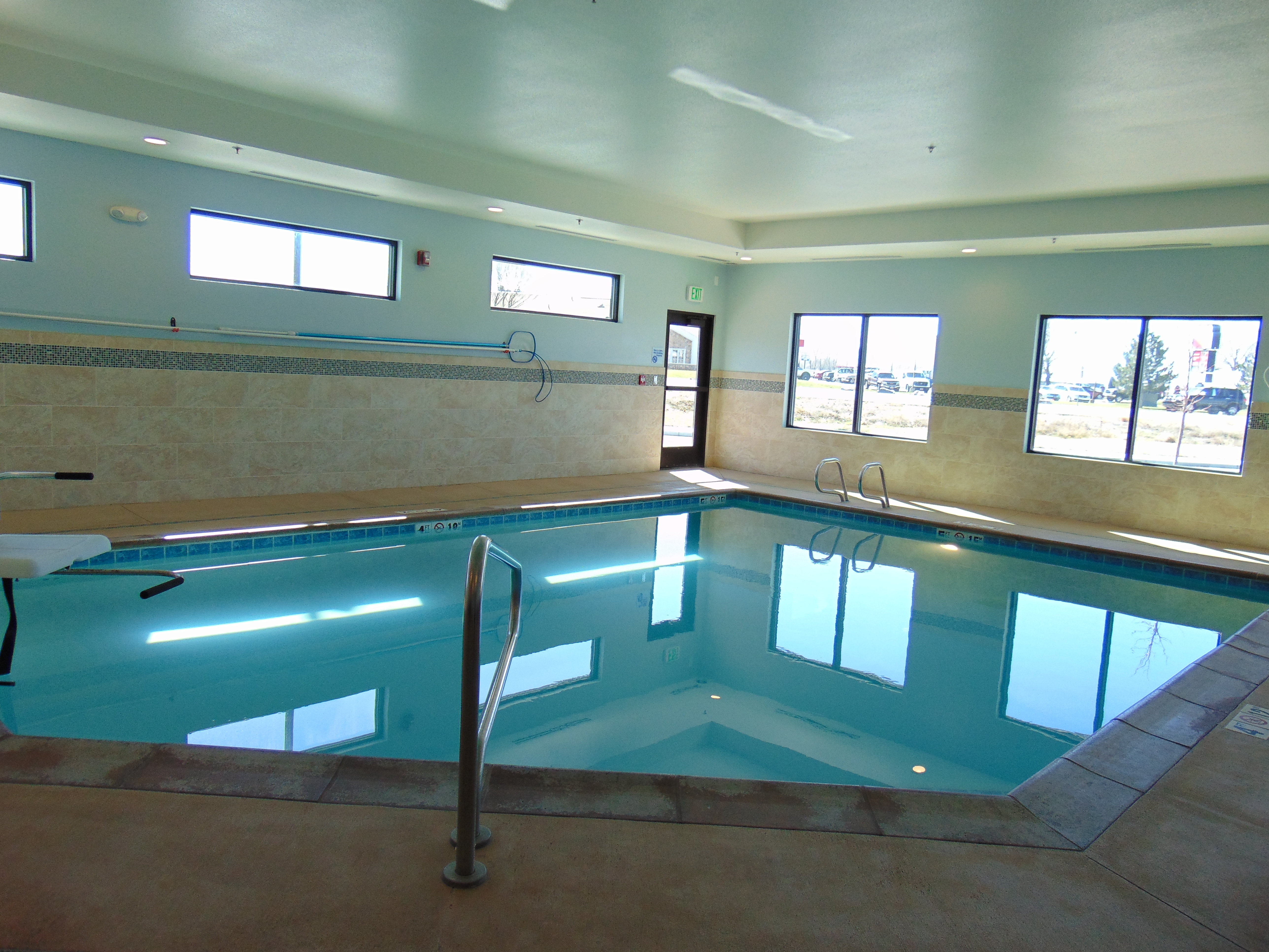holiday inn express and suites springville south provo area by ihg