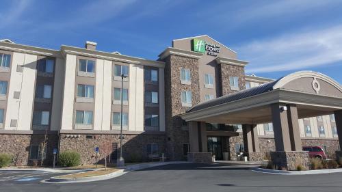 holiday inn express and suites springville south provo area by ihg