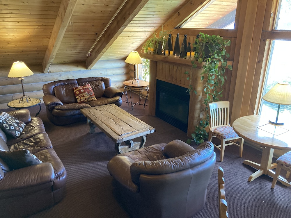 the boulder creek lodge