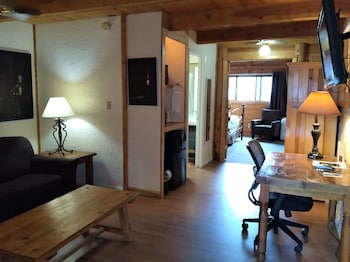 the boulder creek lodge