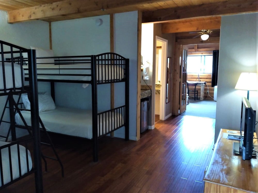 the boulder creek lodge