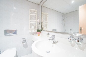 cosmopolitan bobycentrum czech leading hotels