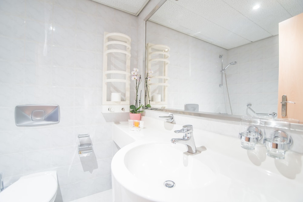cosmopolitan bobycentrum czech leading hotels