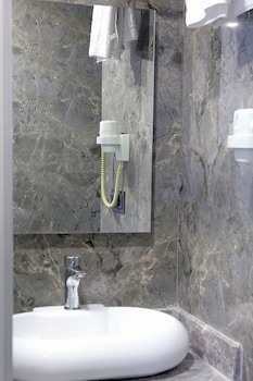 amara old city hotel and spa