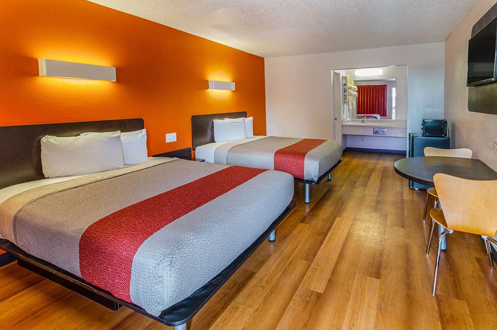 motel 6 waxahachie tx