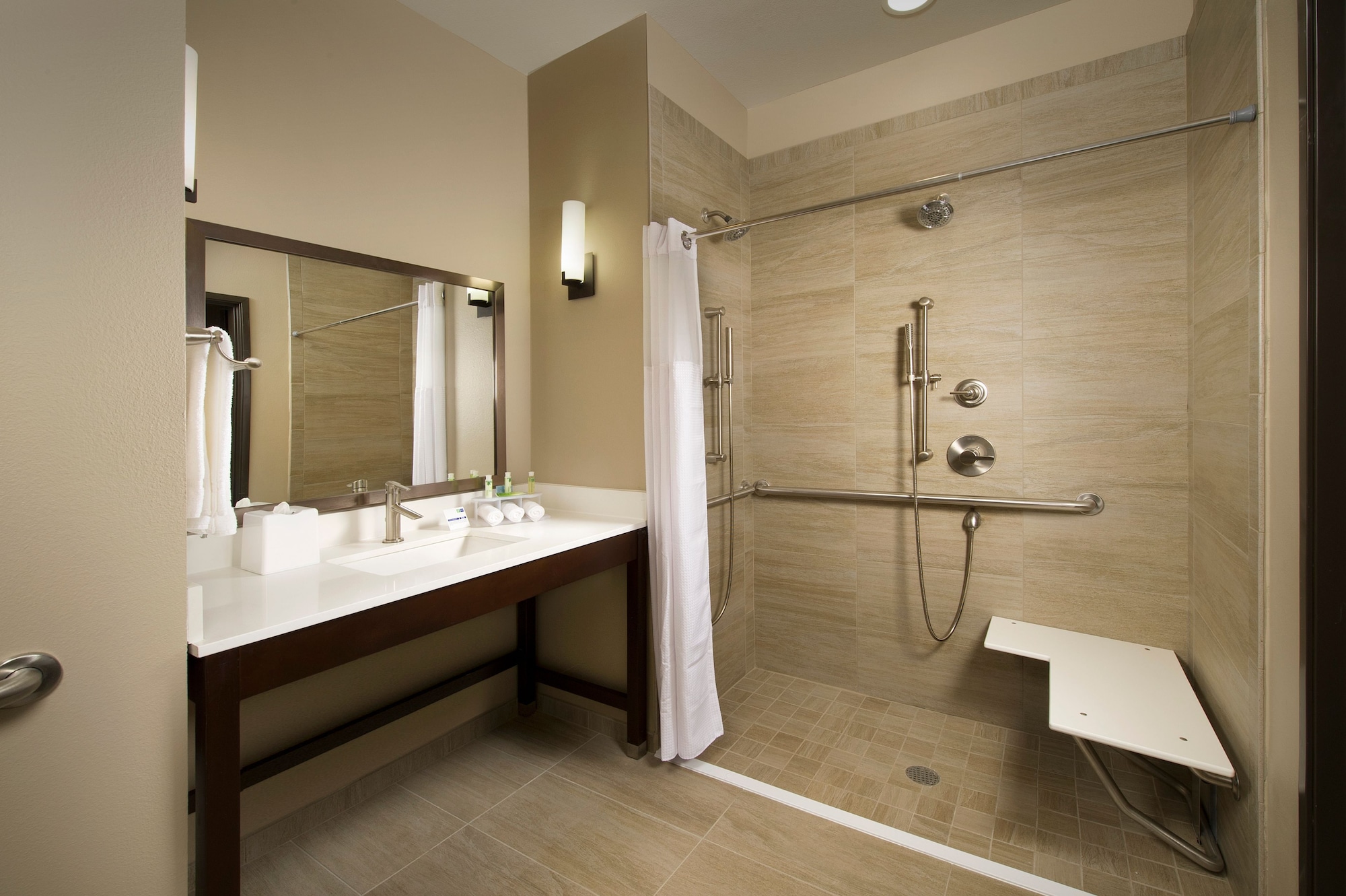 holiday inn express and suites waco south by ihg