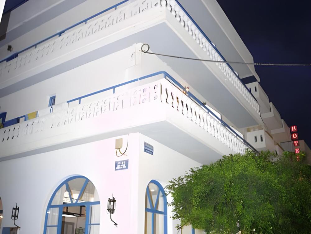 iro hotel adults friendly