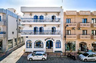 iro hotel adults friendly