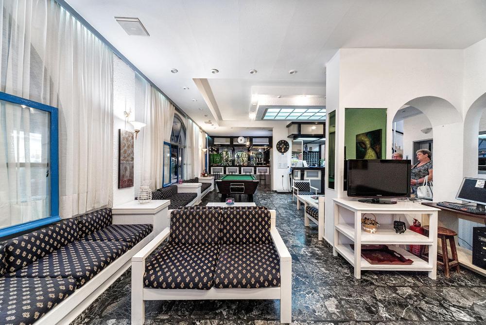 iro hotel adults friendly