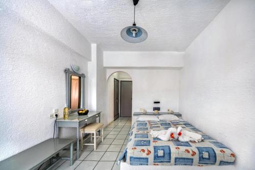 iro hotel adults friendly