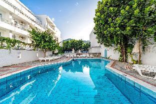 iro hotel adults friendly