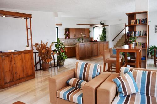iro hotel adults friendly