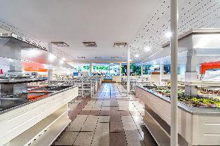 iro hotel adults friendly