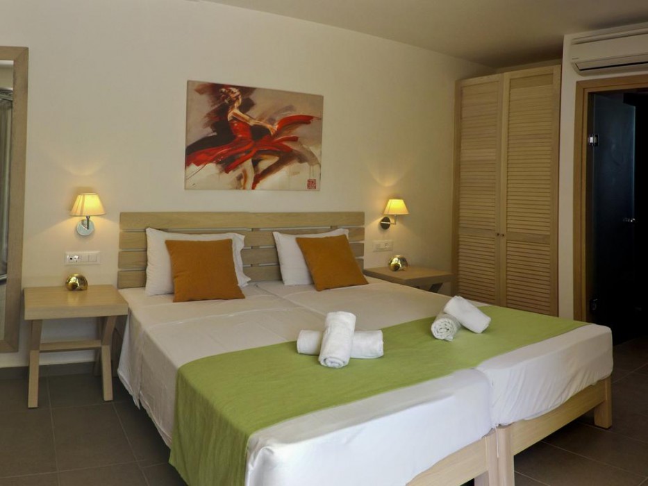 castello village resort
