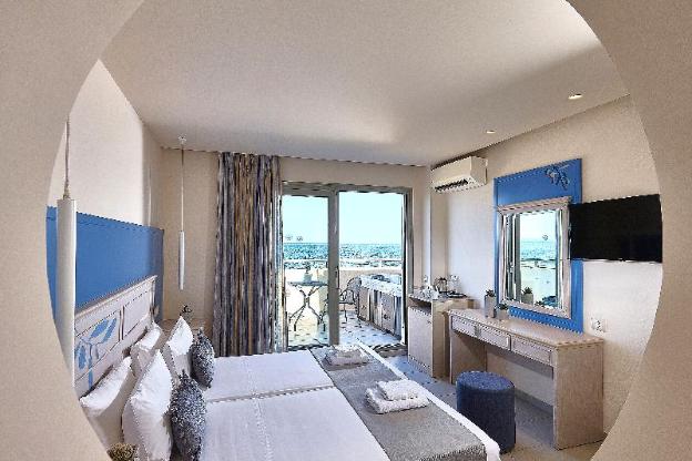 castello village resort